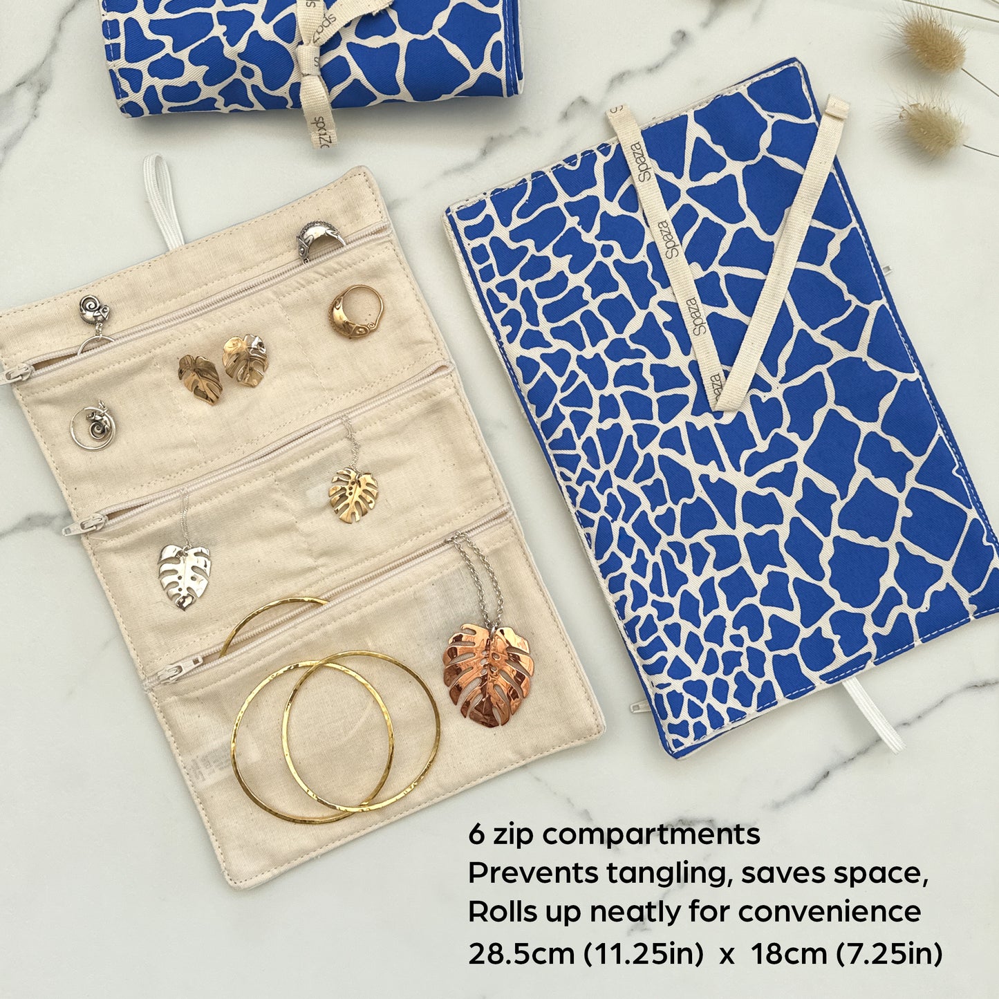 Jewelry Roll Giraffe | Compact Travel Case with Zip Pockets